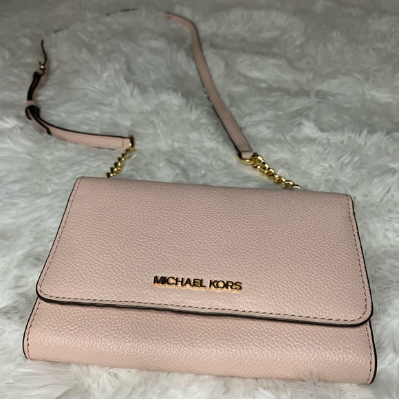 Micahro kors crossbody - Picture 1 of 9